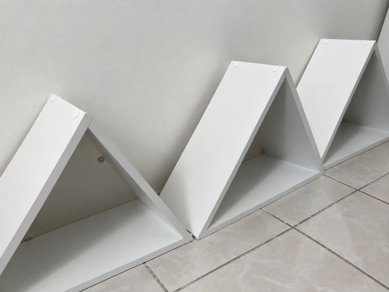 nicho decorativo triangular 