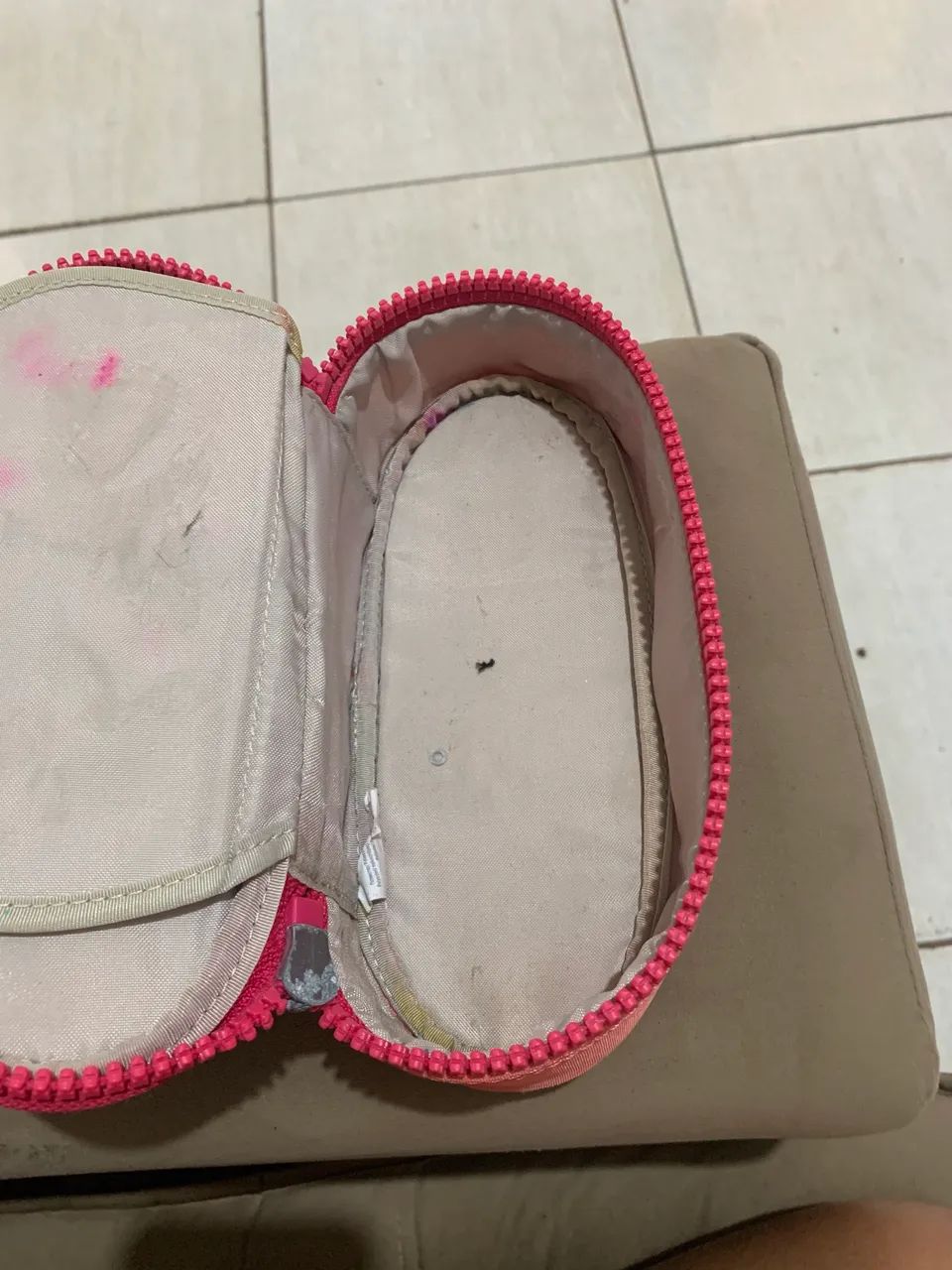 Vende-se bolsa e estojo kipling  - Foto 3