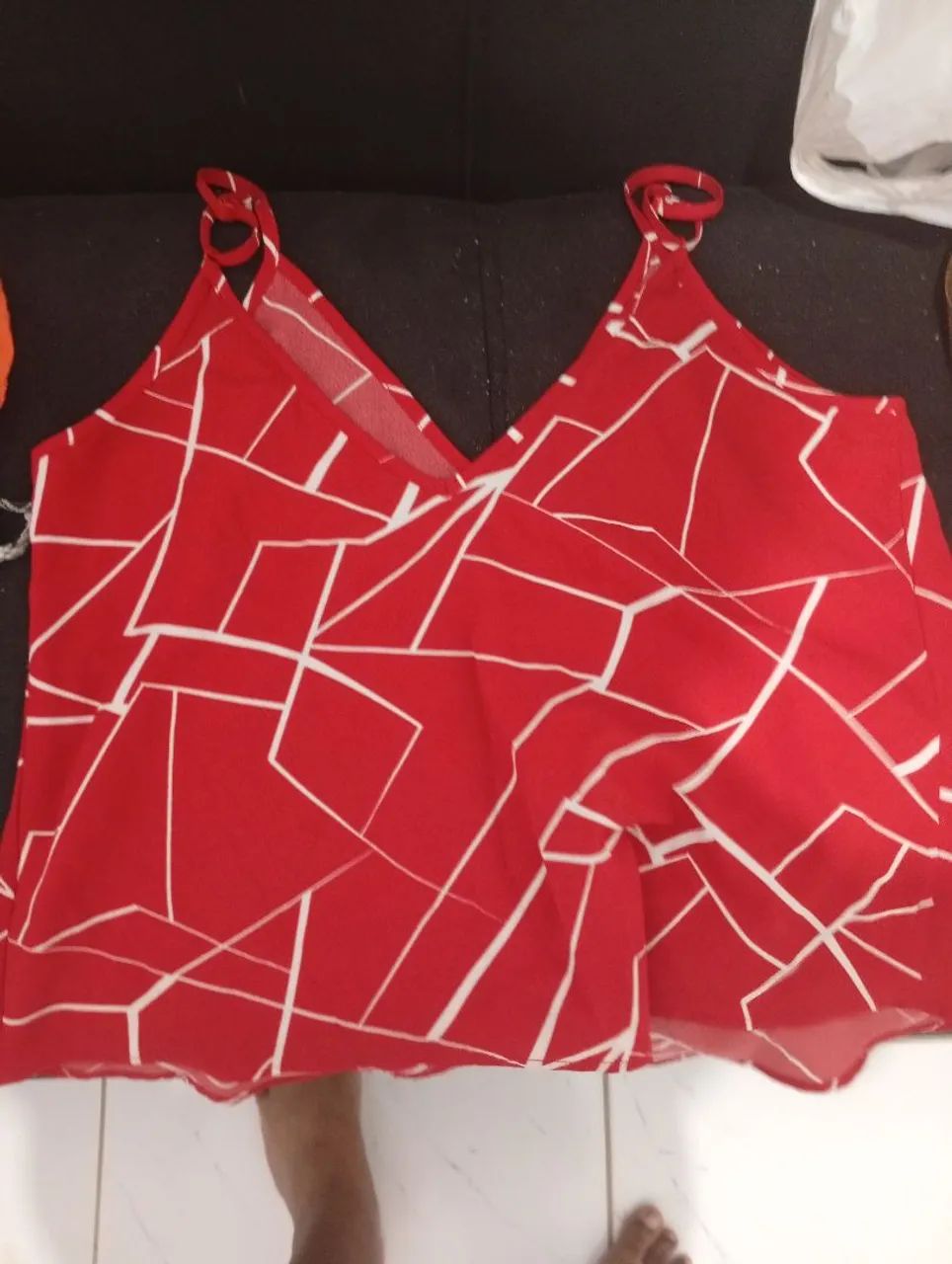 Blusa vermelha linda