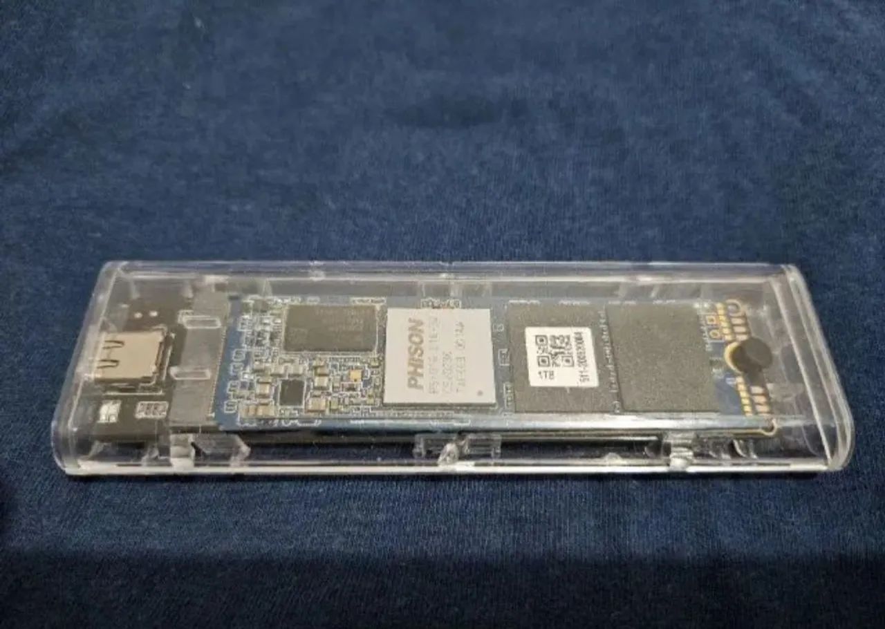 Ssd 1tb micron 2280m com Case - Foto 2