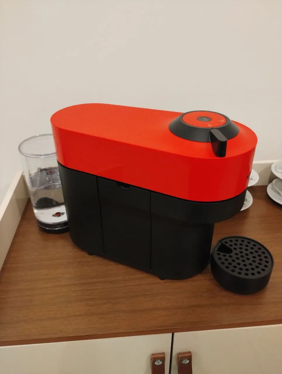 Cafeteira Nespresso Nova + Cápsulas 