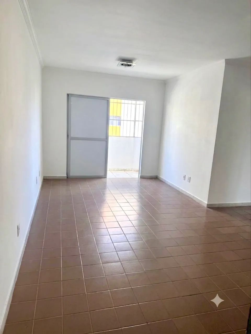 Alugo apartamento no Feitosa 