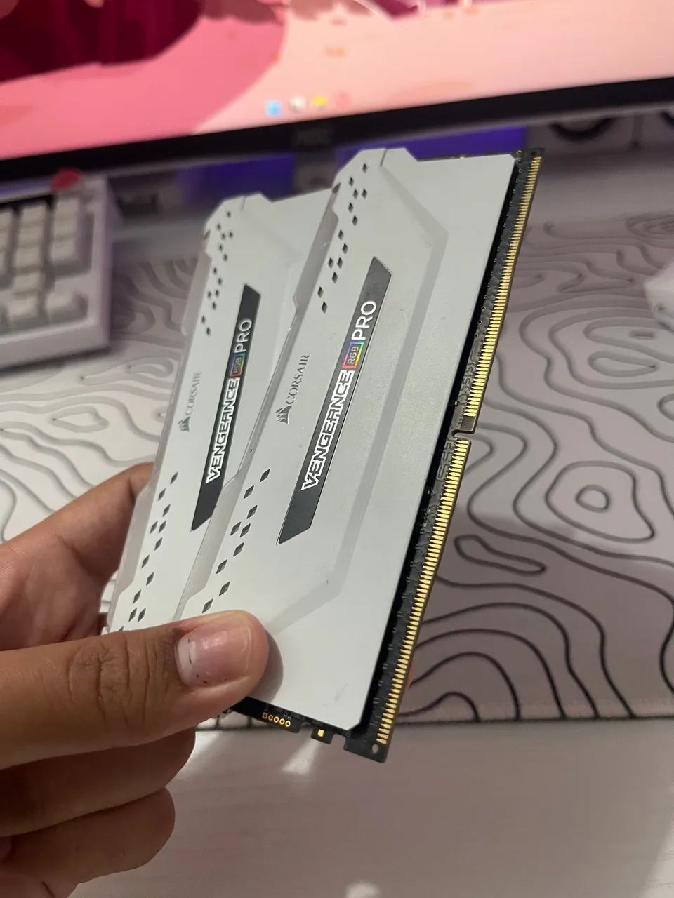 2x8Gb Corsair Vengeance Pro RGB - 2666Mhz - Envio OlxPay - Aceito cartão e Entrego
