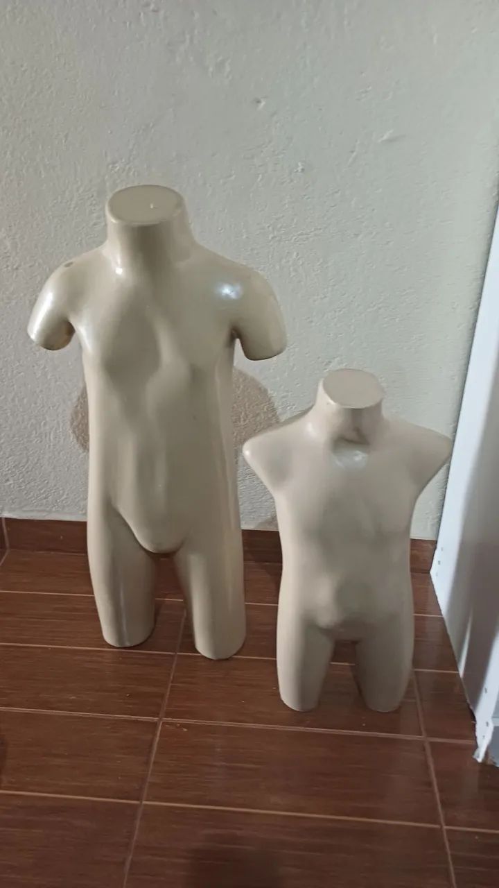 Vende-se manequim barato super conservado  - Foto 3