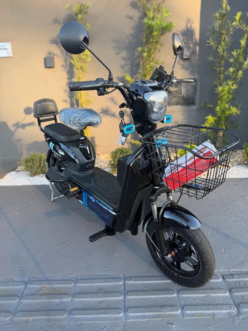 Scooter elétrica Motinha 