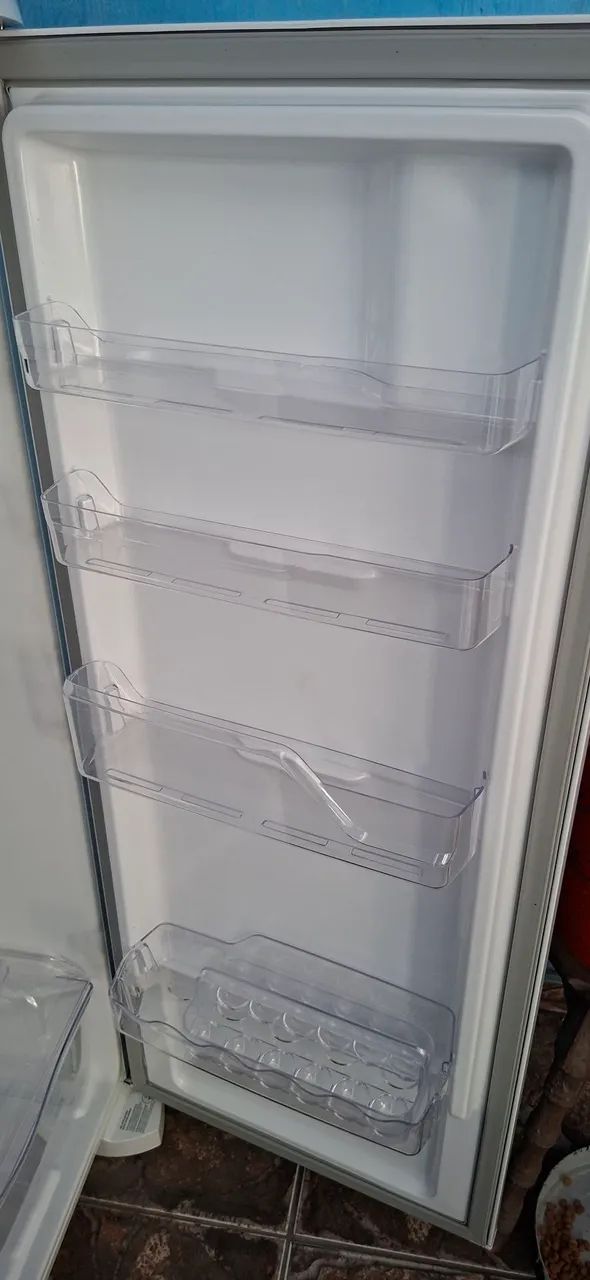 Geladeira eletrolux - Foto 2