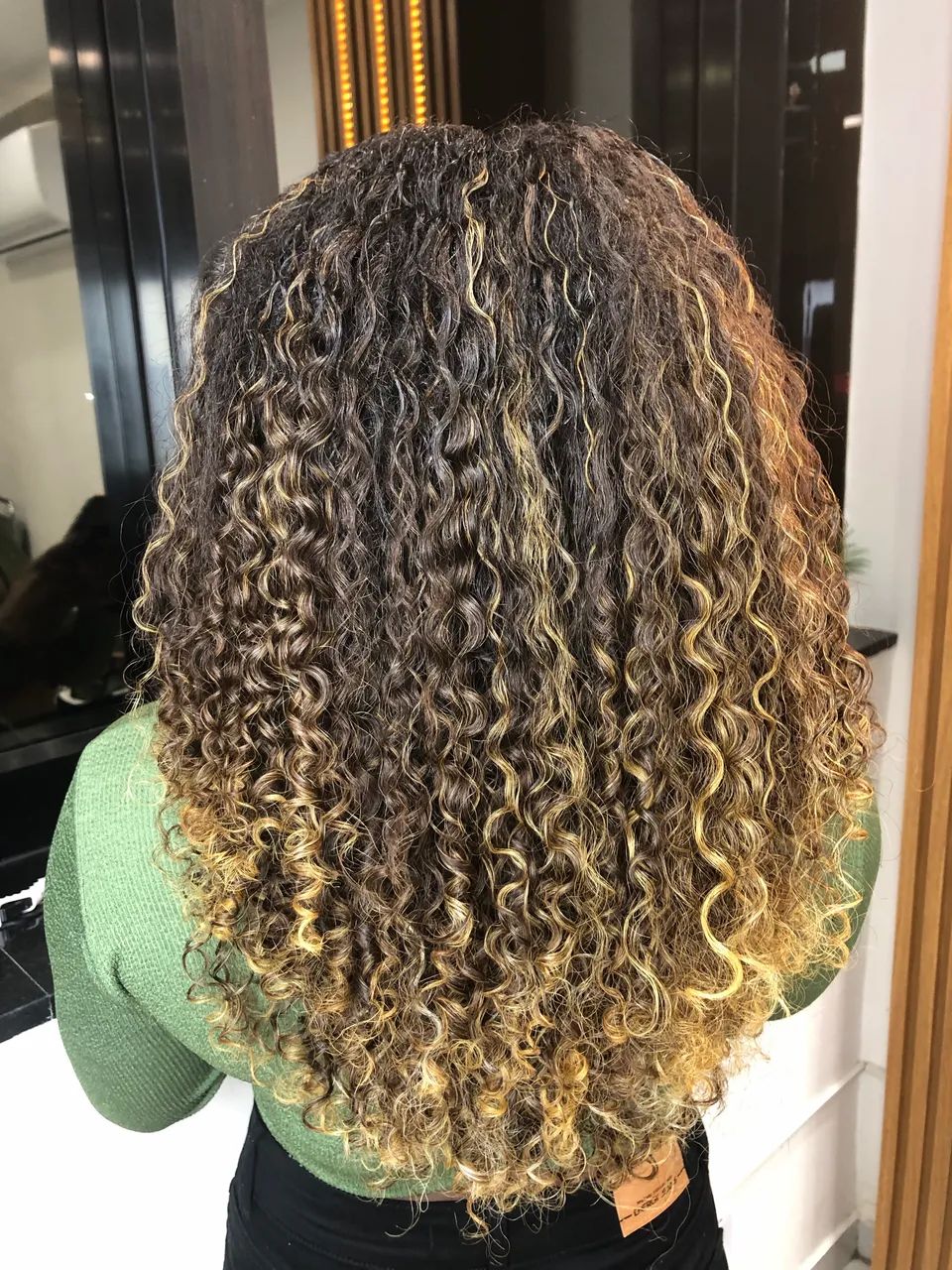 Mega hair cacheado humano 150g - Foto 4