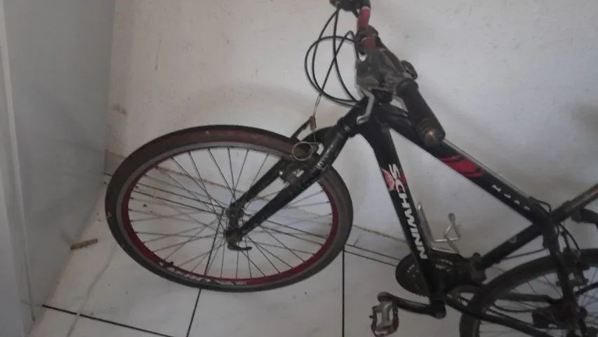Bicicleta aro 24 com 6 marchas  - Foto 3