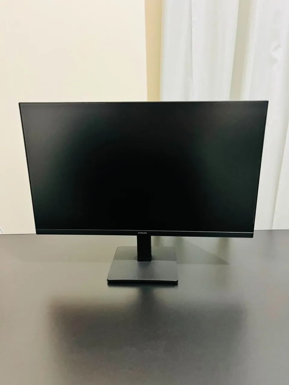 Monitor Gamer SAMSUNG - 24" Polegadas - SEMINOVO - 100 Hz, HDMI-VGA 