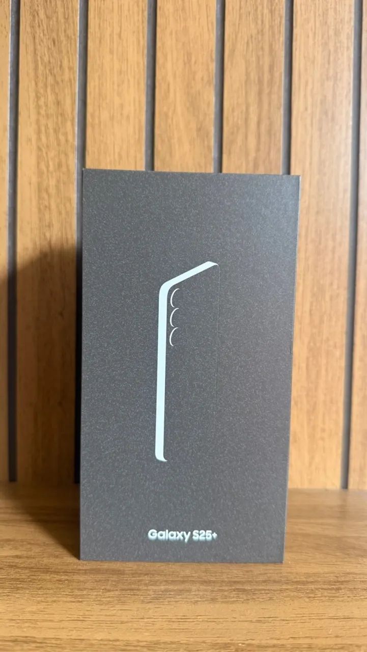 Samsung Galaxy S25+ | 512 GB | 12 RAM | Prata