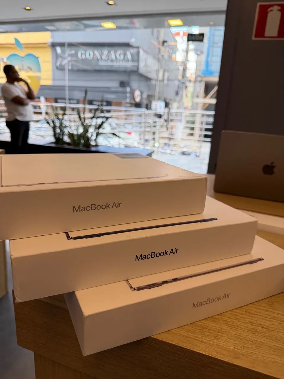 MacBook Air M5 16/512GB Novo ?