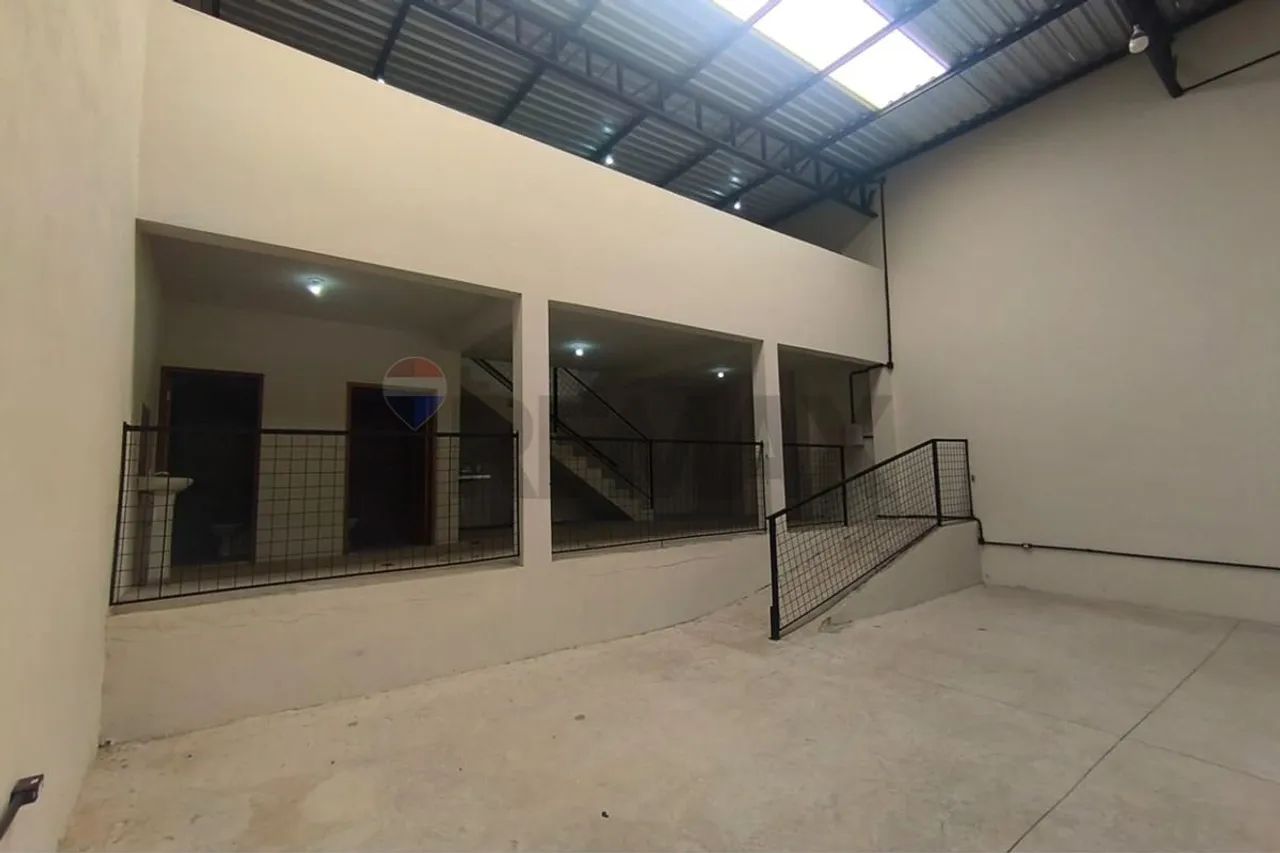 Galpão de 350m² com mesanino no Jd. Centenário - Foto 5