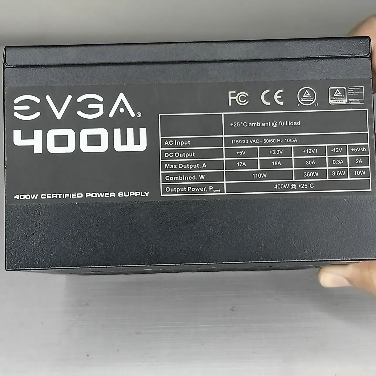 Fonte EVGA 400W BIVOLT AUTOMÁTICA em ótimo estado