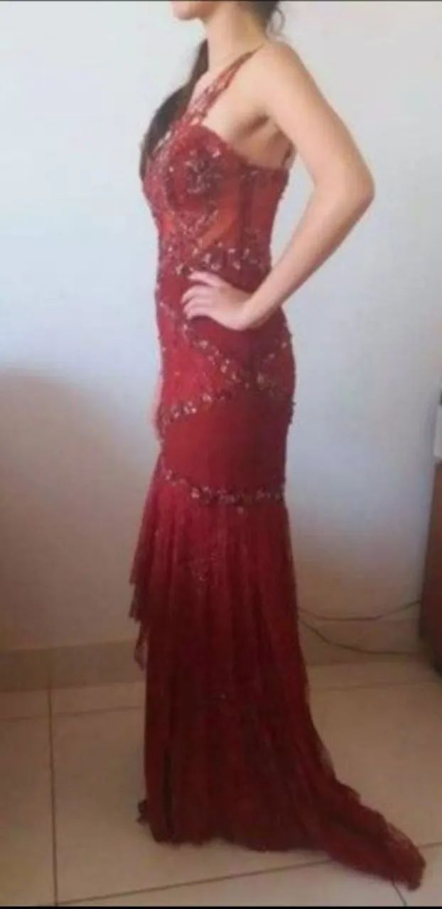 Vestido festa alta costura vermelho com pedrarias.Tam 40 - Foto 6
