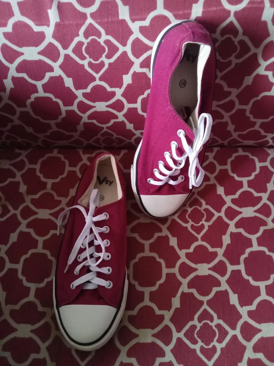 Tênis estilo All Star vermelho - Foto 3