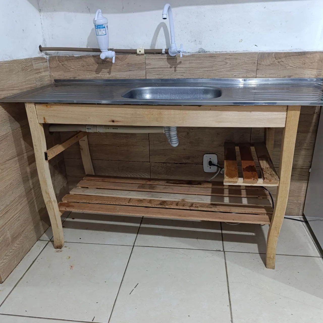 Pia de inox com base Rustica de eucalipto. - Foto 2