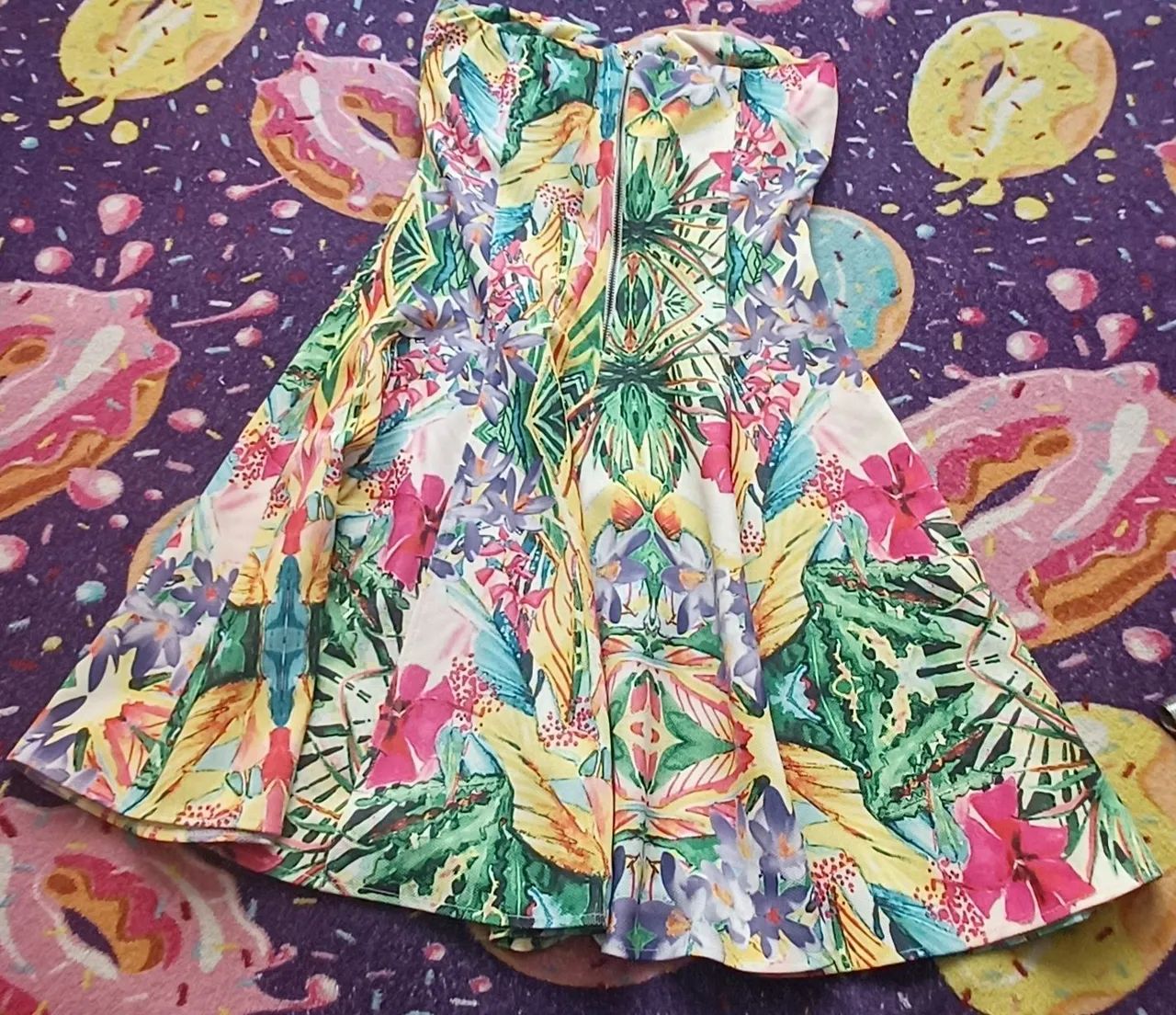 Roupa novas e seme nova
