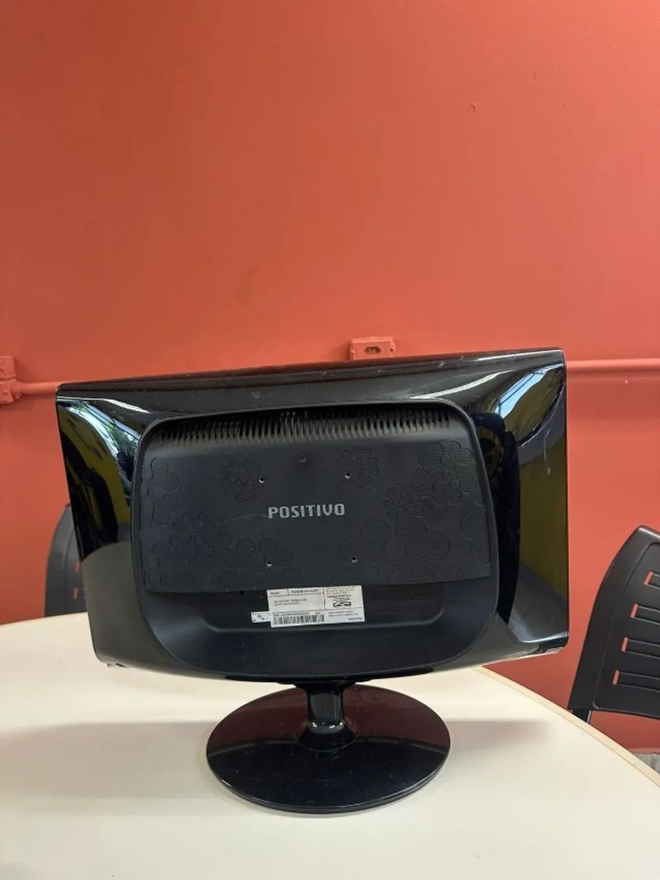 Monitores Dell e Positivo - Foto 3