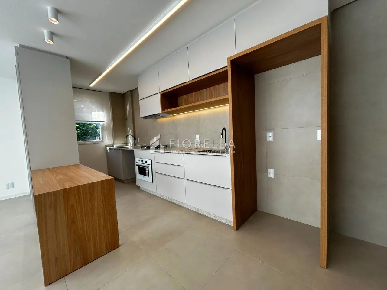 Studio com 49m² privativos em excelente localização - Centro de Florianópolis - Foto 3