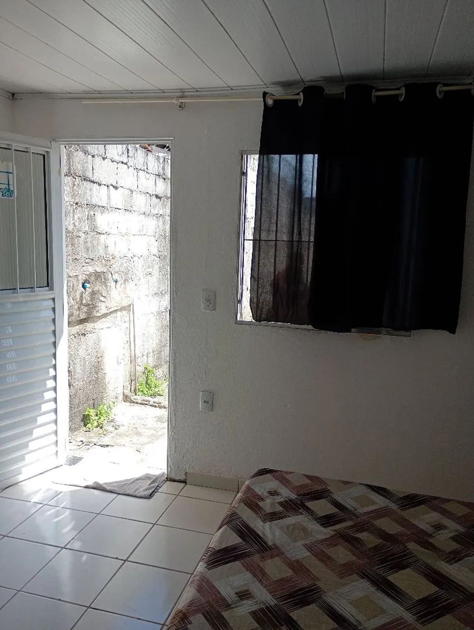 Kitnet mobiliado p/solteiro água e luz inclu. - Foto 5