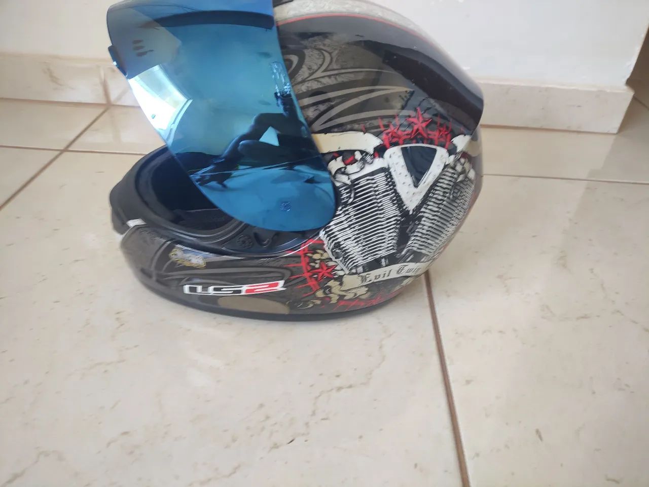 Capacete LS2 número 58 com vizeira Iridium  - Foto 5