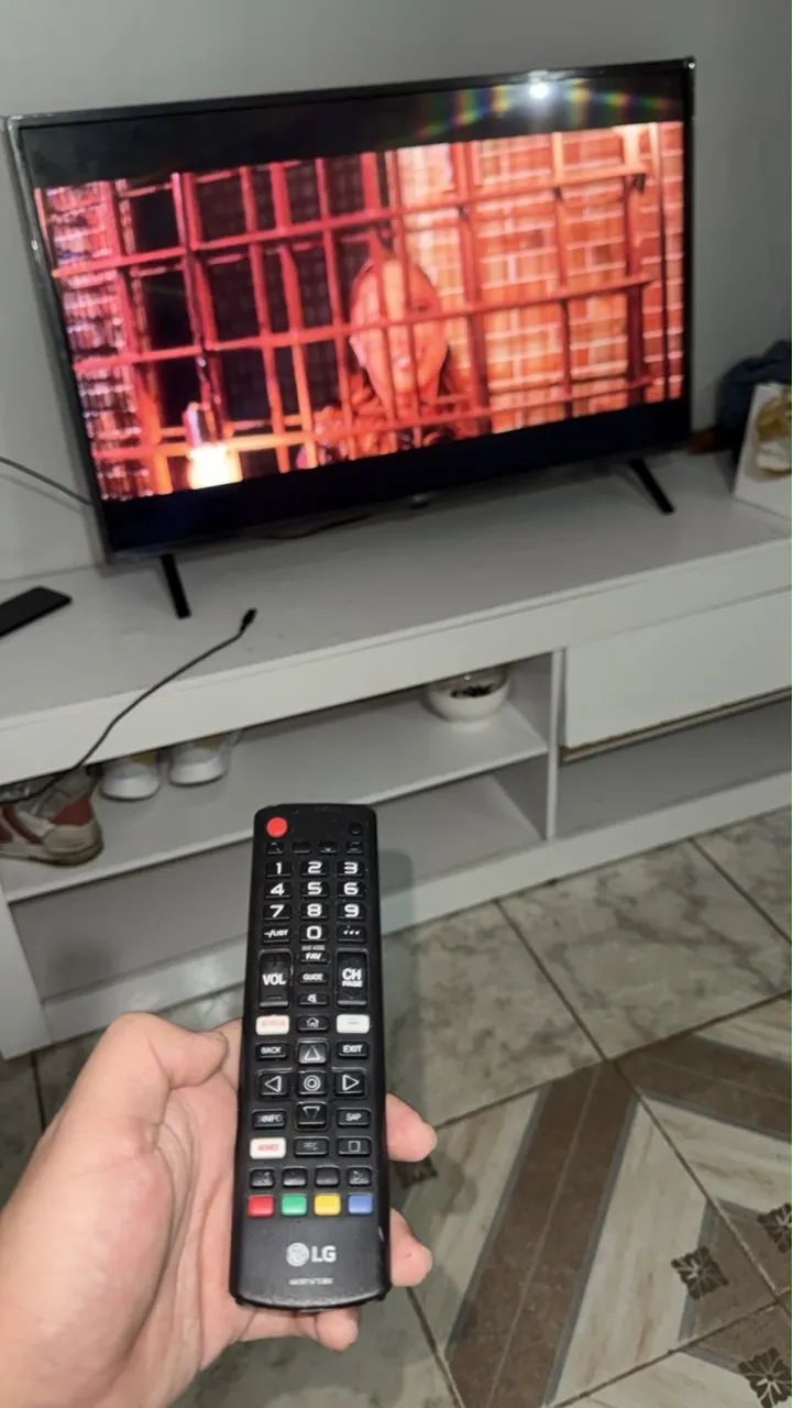 Tv smart 43 polegadas - Foto 3