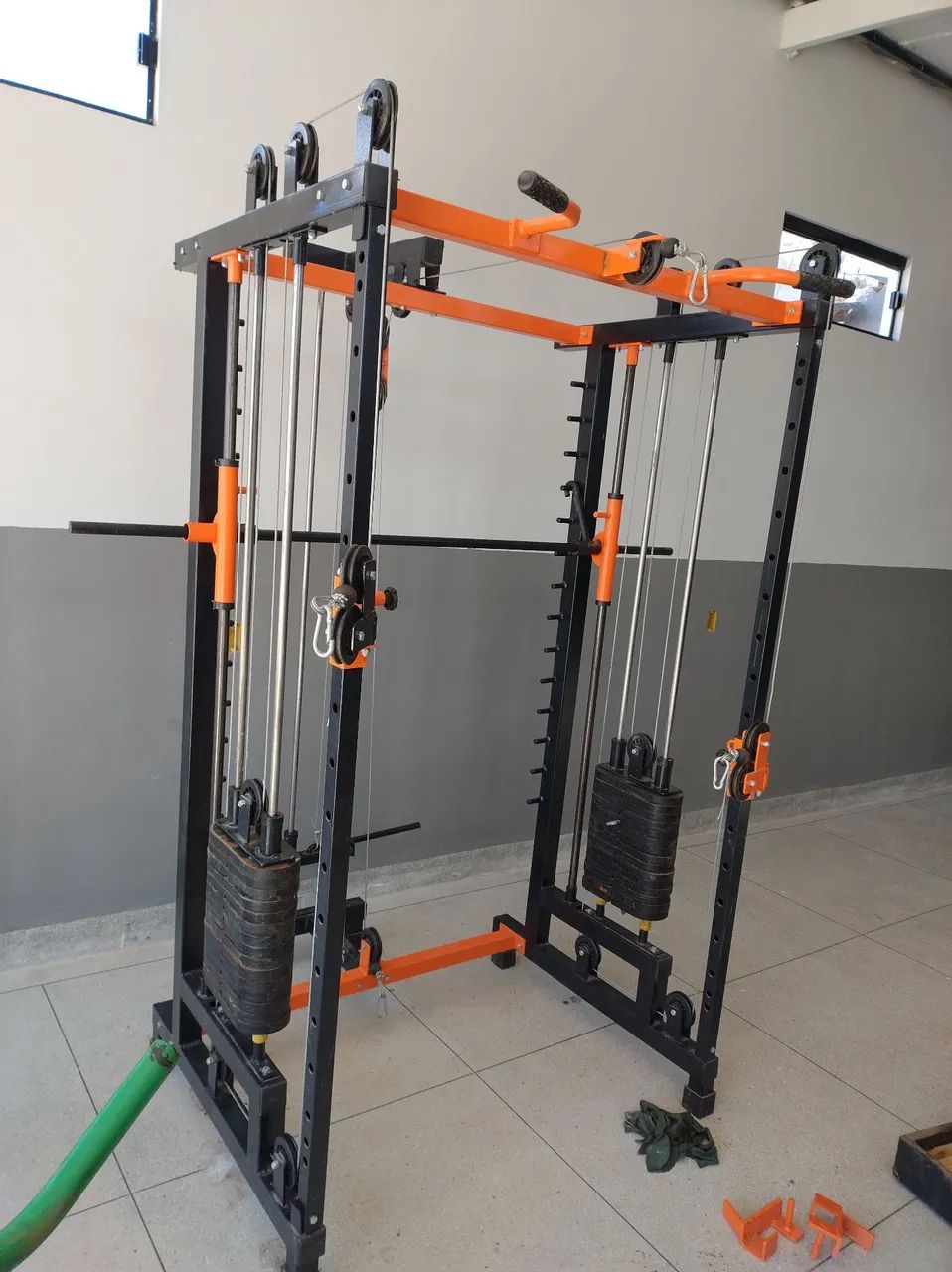 Aparelho de musculação 