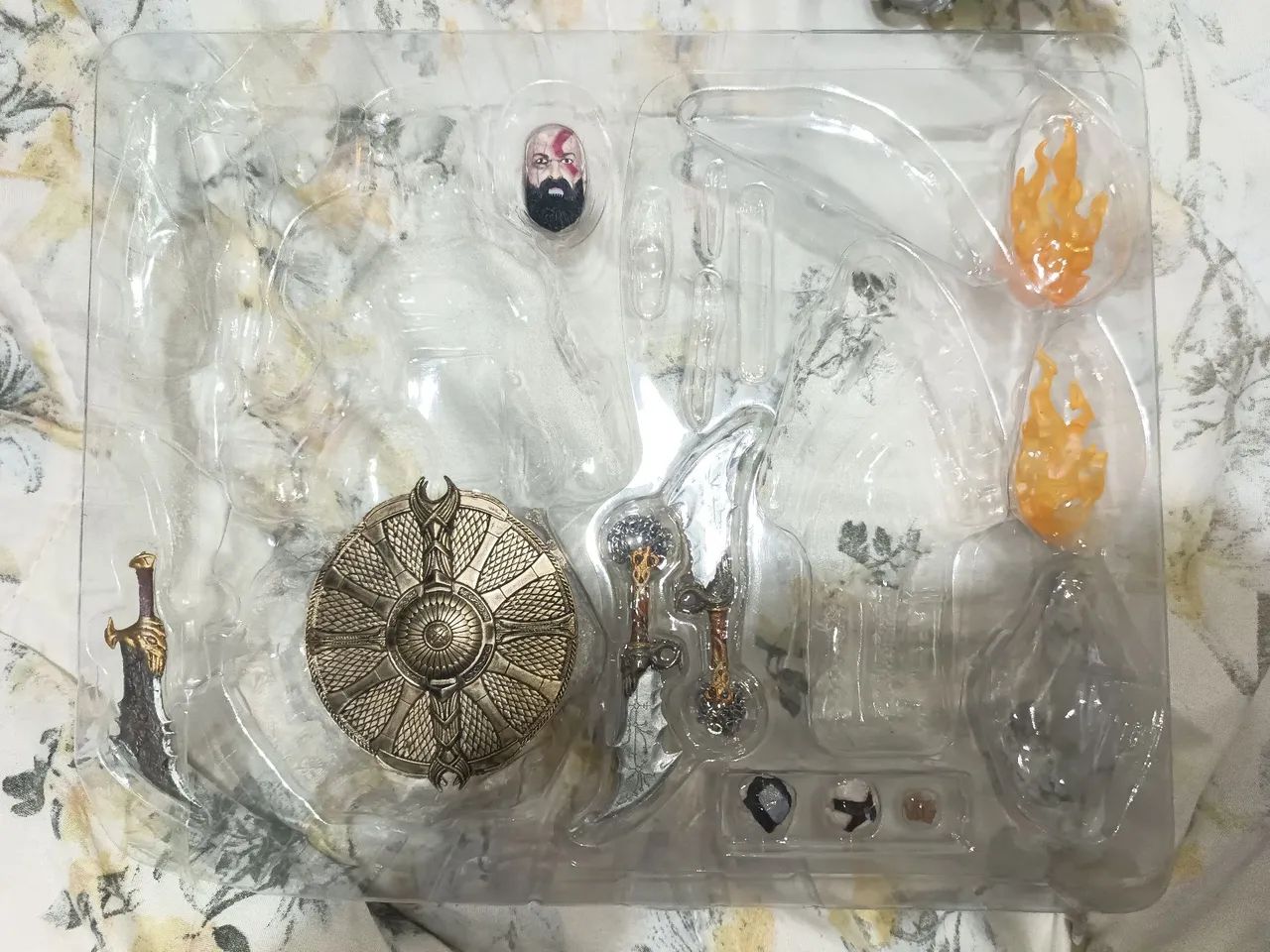 Pack Kratos e Atreus Bootleg ( leia a descrição) - Foto 3