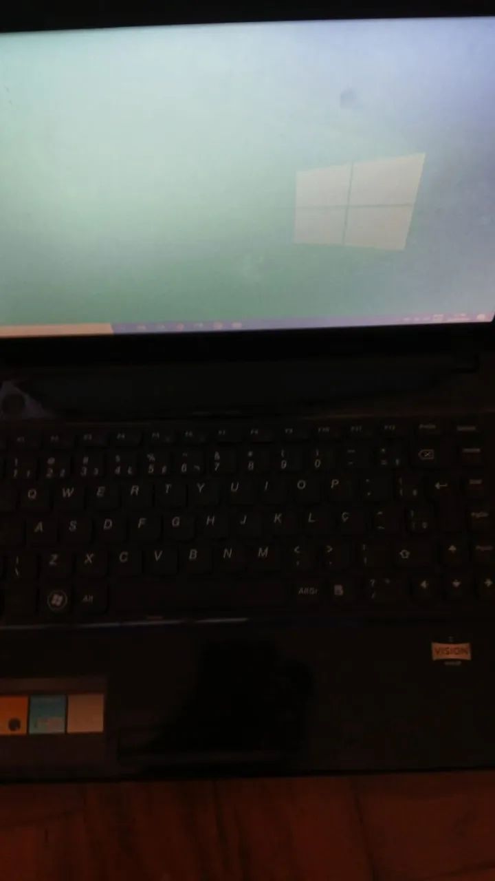 Notebook Lenovo para peças ou para arrumar e usar - Foto 2
