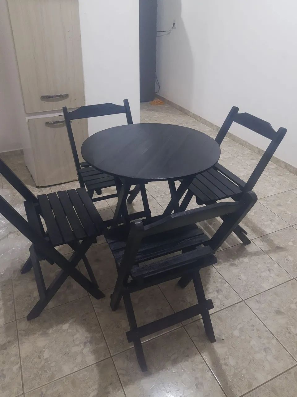 Conjunto de mesa redonda preta