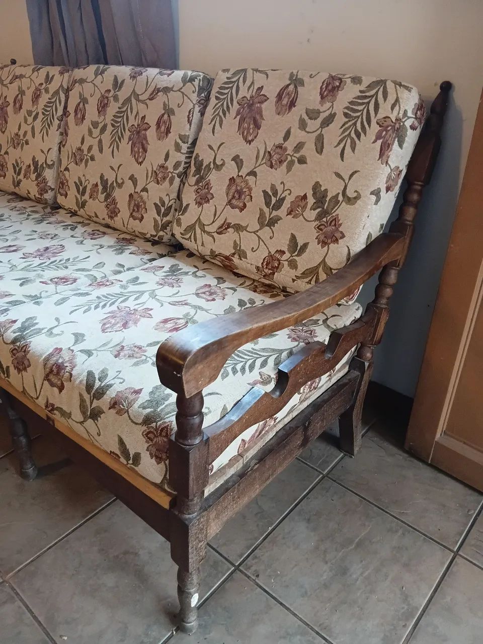 Sofá vintage de madeira maciça  - Foto 4