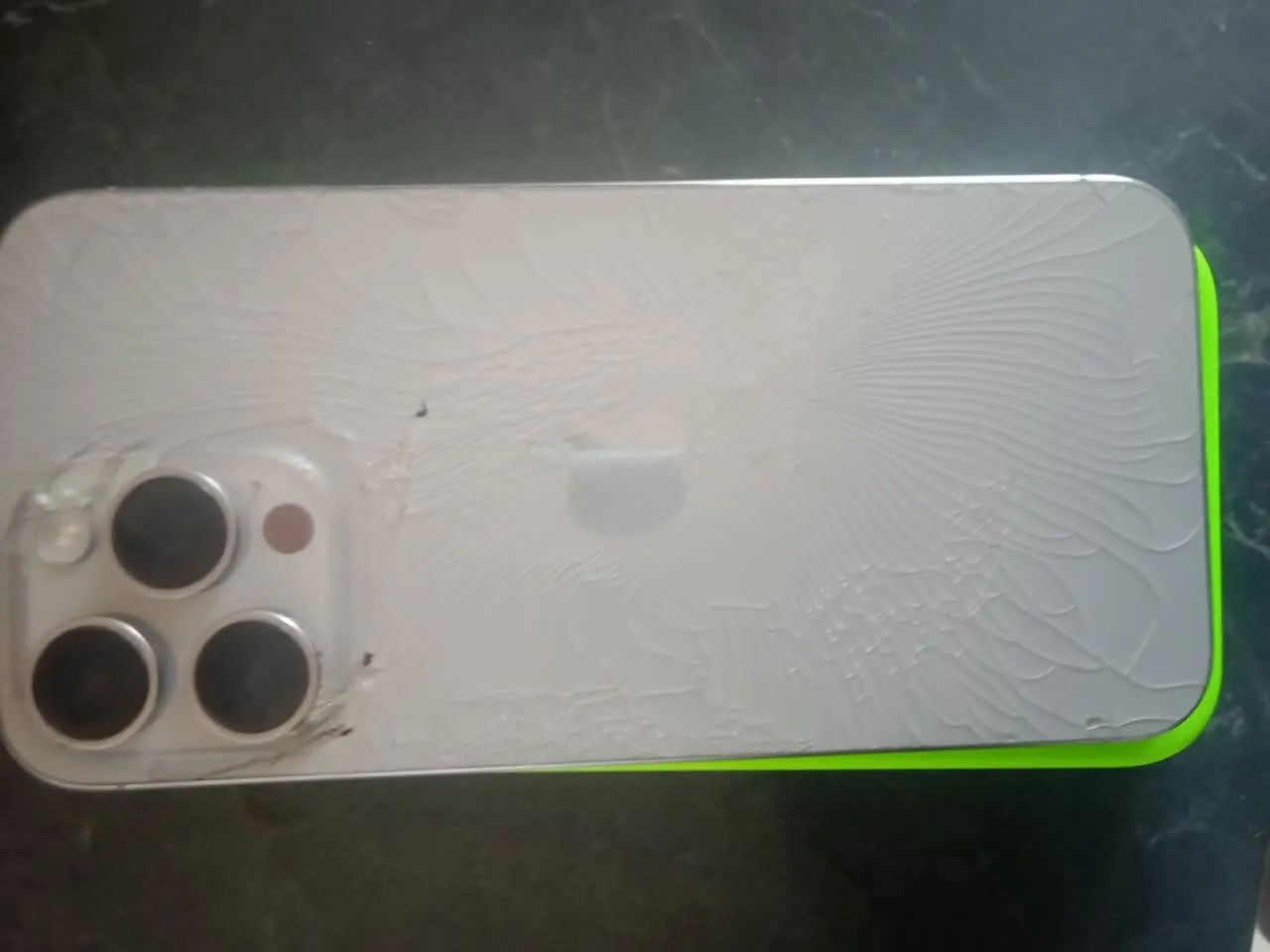 iPhone 15 Pro Max 256GB ? R$ 3.000 - Foto 3
