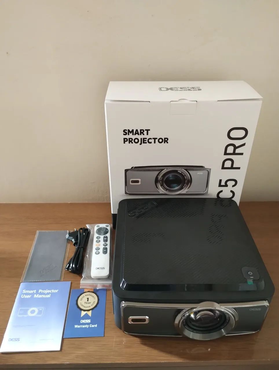 Projetor Dess C5 Pro novo!