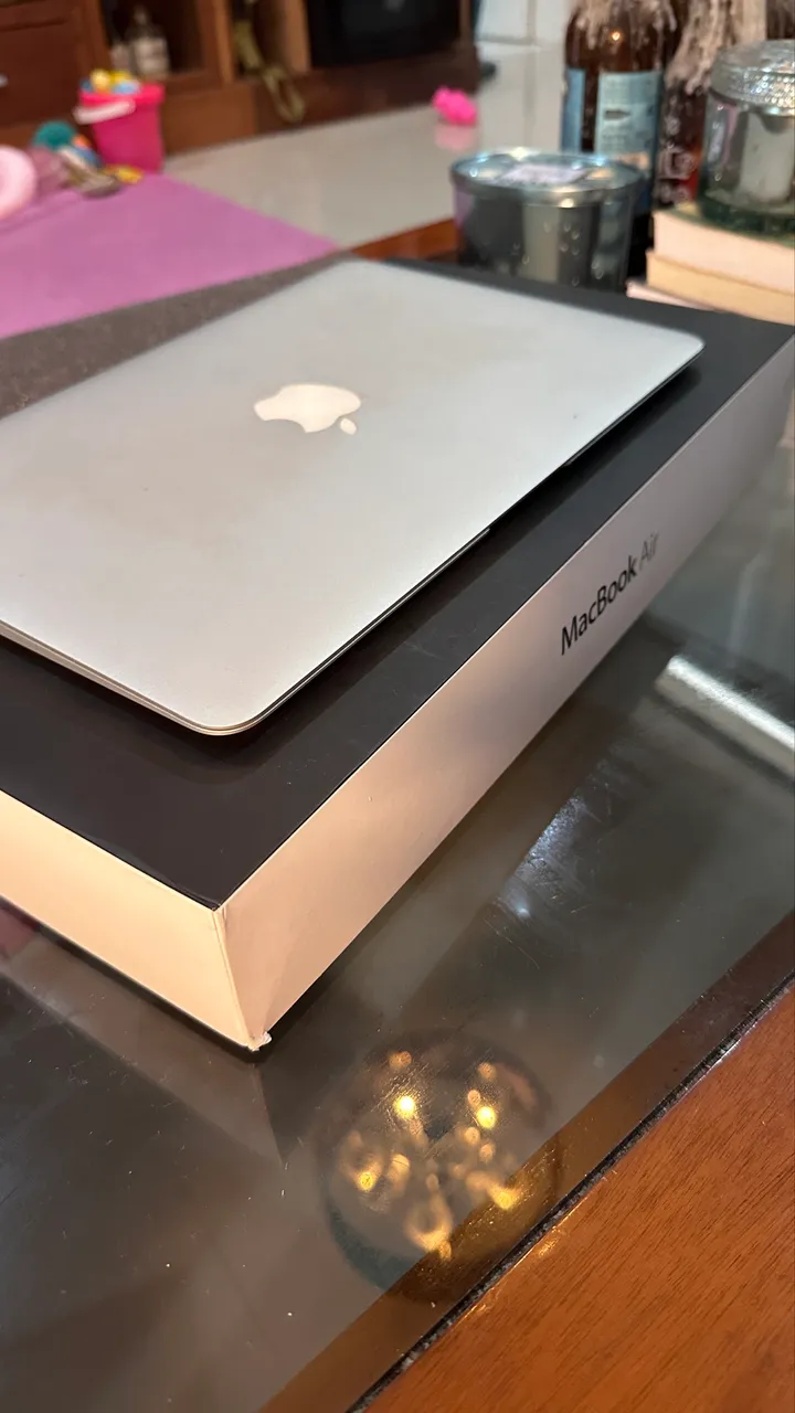 Apple Mac Mini - M1 2020 8GB RAM - 256SSD - Ótimo estado