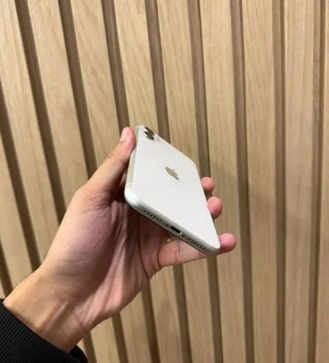 Iphone 11 sem datalhes  - Foto 2