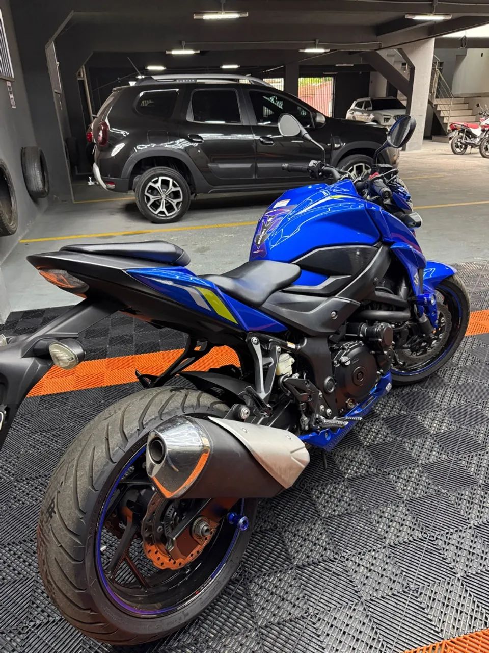 Suzuki GSX 750 - Foto 4