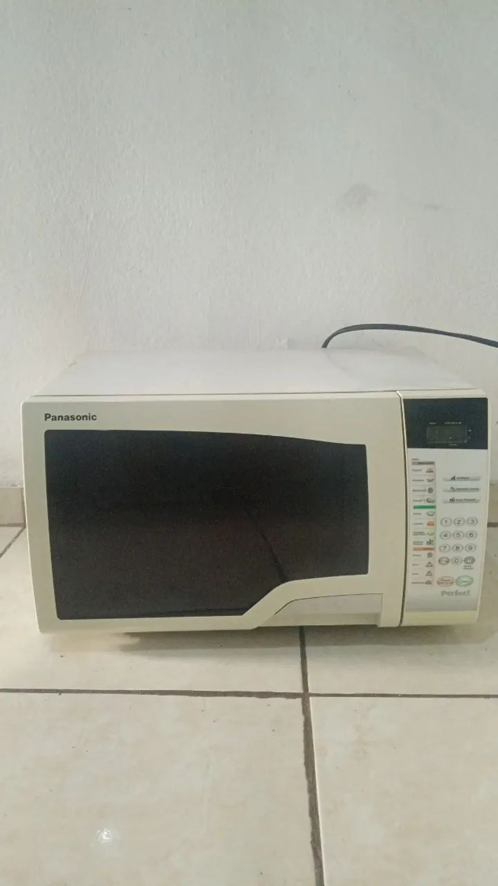 Microondas Panasonic 28 litros CONSERVADO 