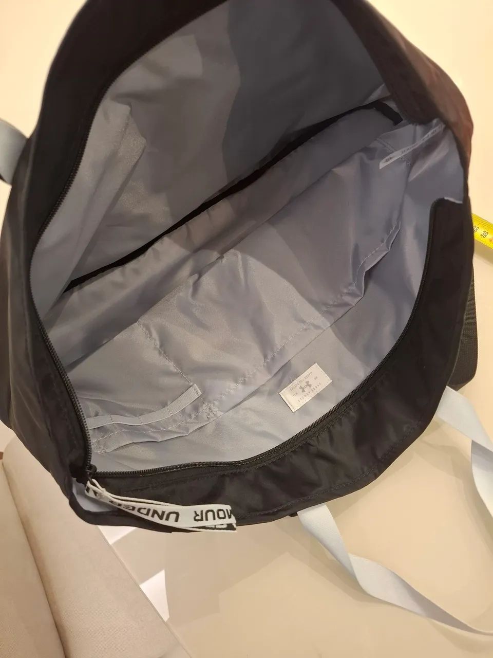 Bolsa esportiva Under Armour preta - Foto 4