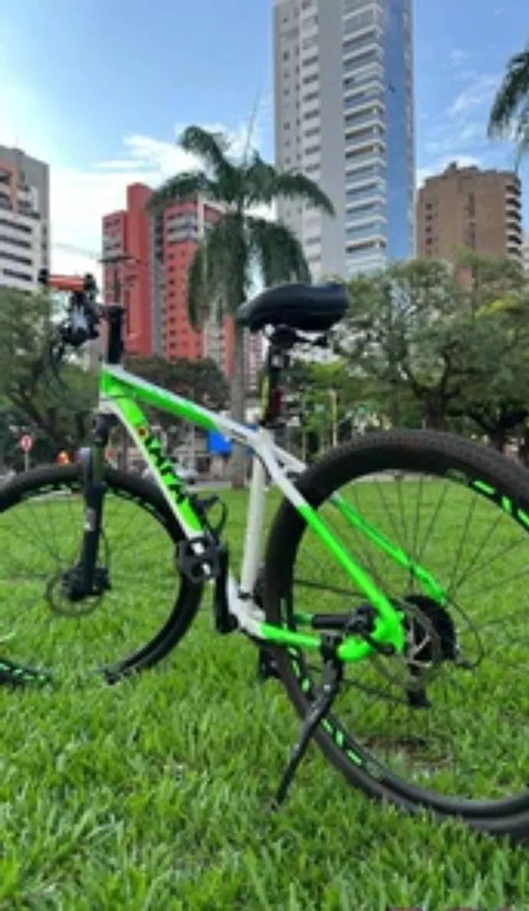 Bicicleta semi nova