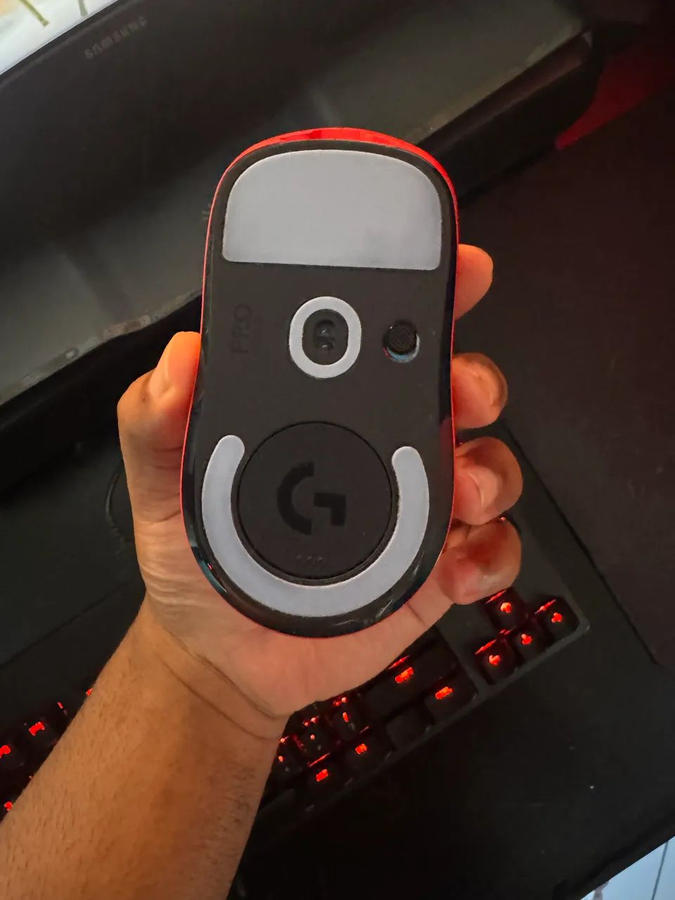 Mouse gamer Logitech G Pro C Superlight  - Foto 2