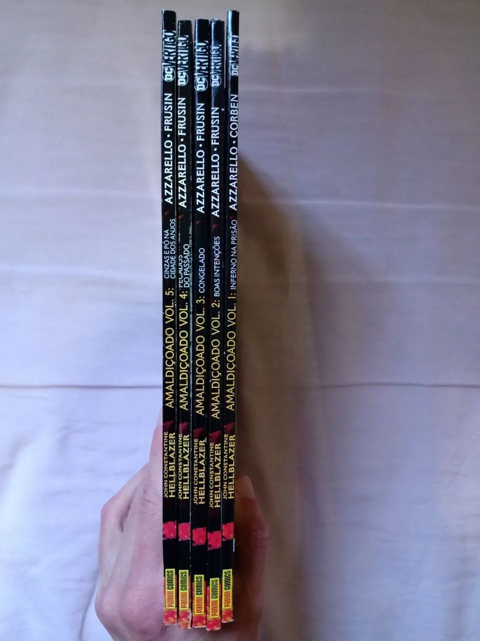 Hellblazer Amaldiçoado Completo - Foto 3