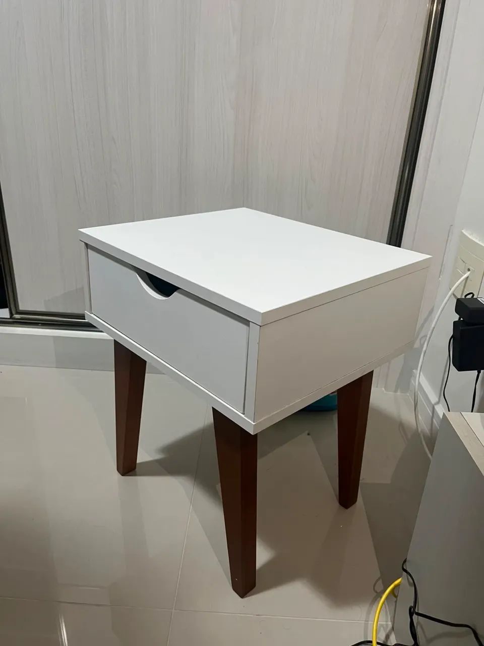 Mesa de Cabeceira TokStok