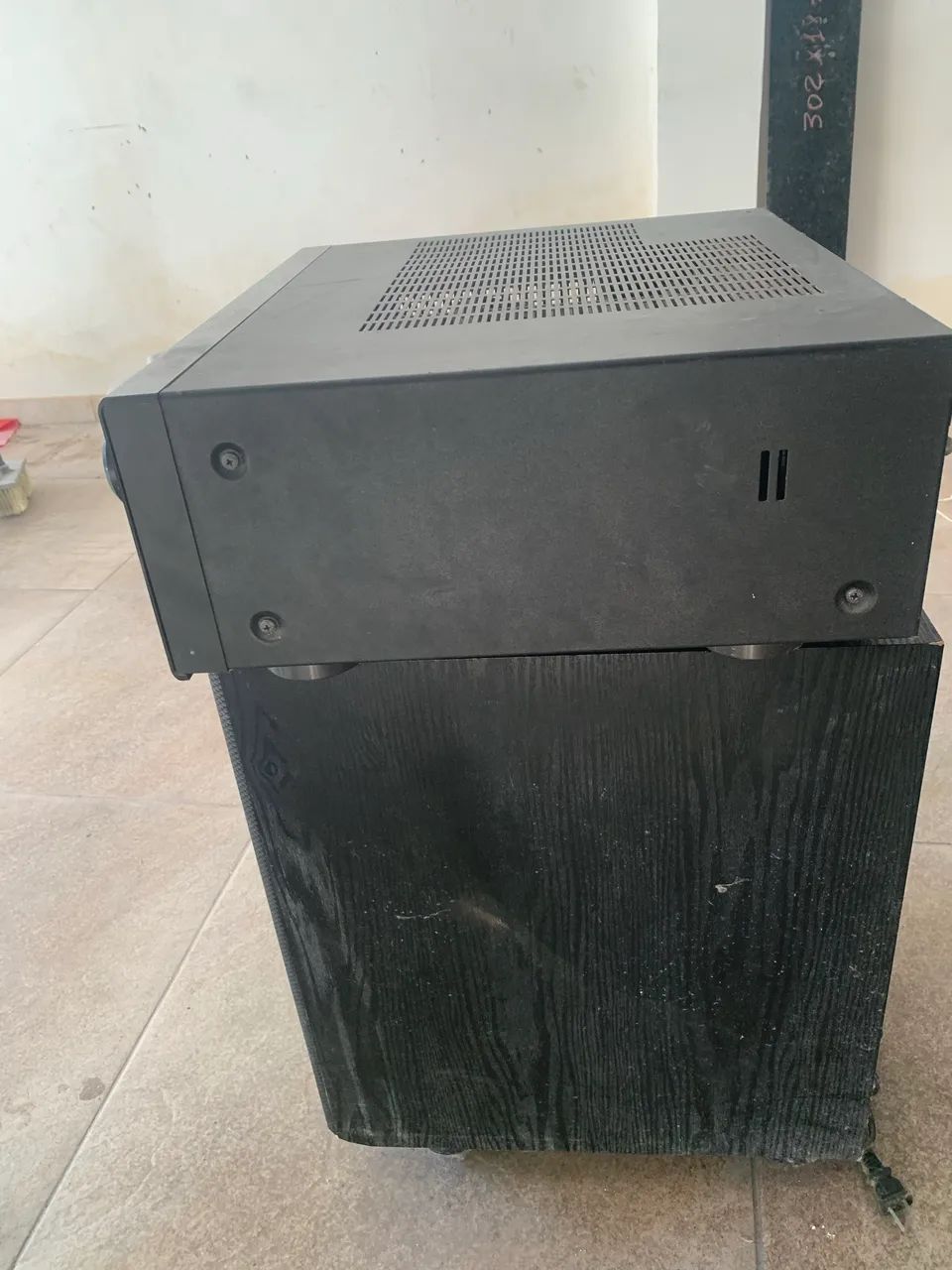 JBL Venue Sub12 e Receiver de Home Theatet - Foto 3