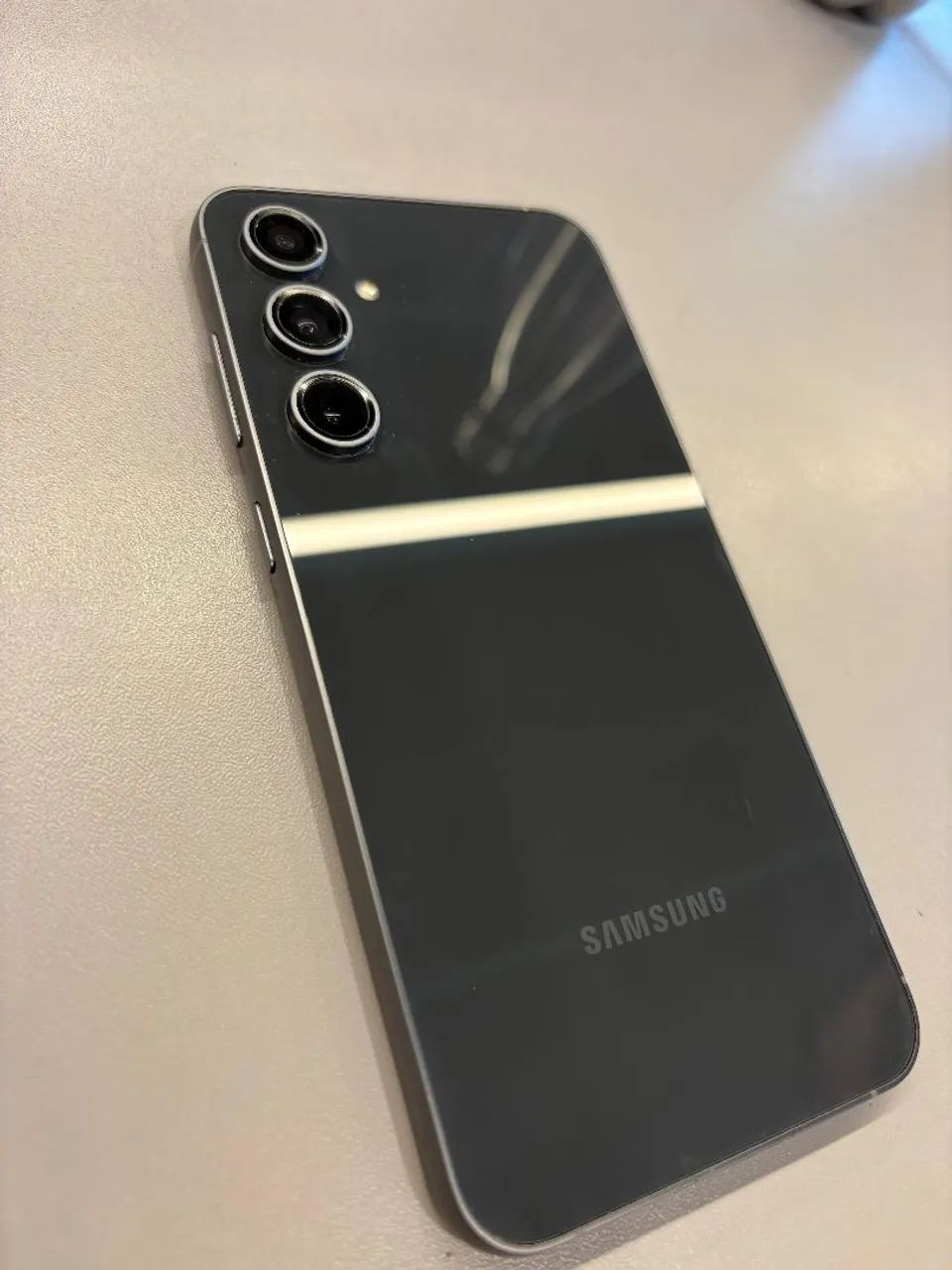 Samsung Galaxy S23 FE 128GB  - Foto 2