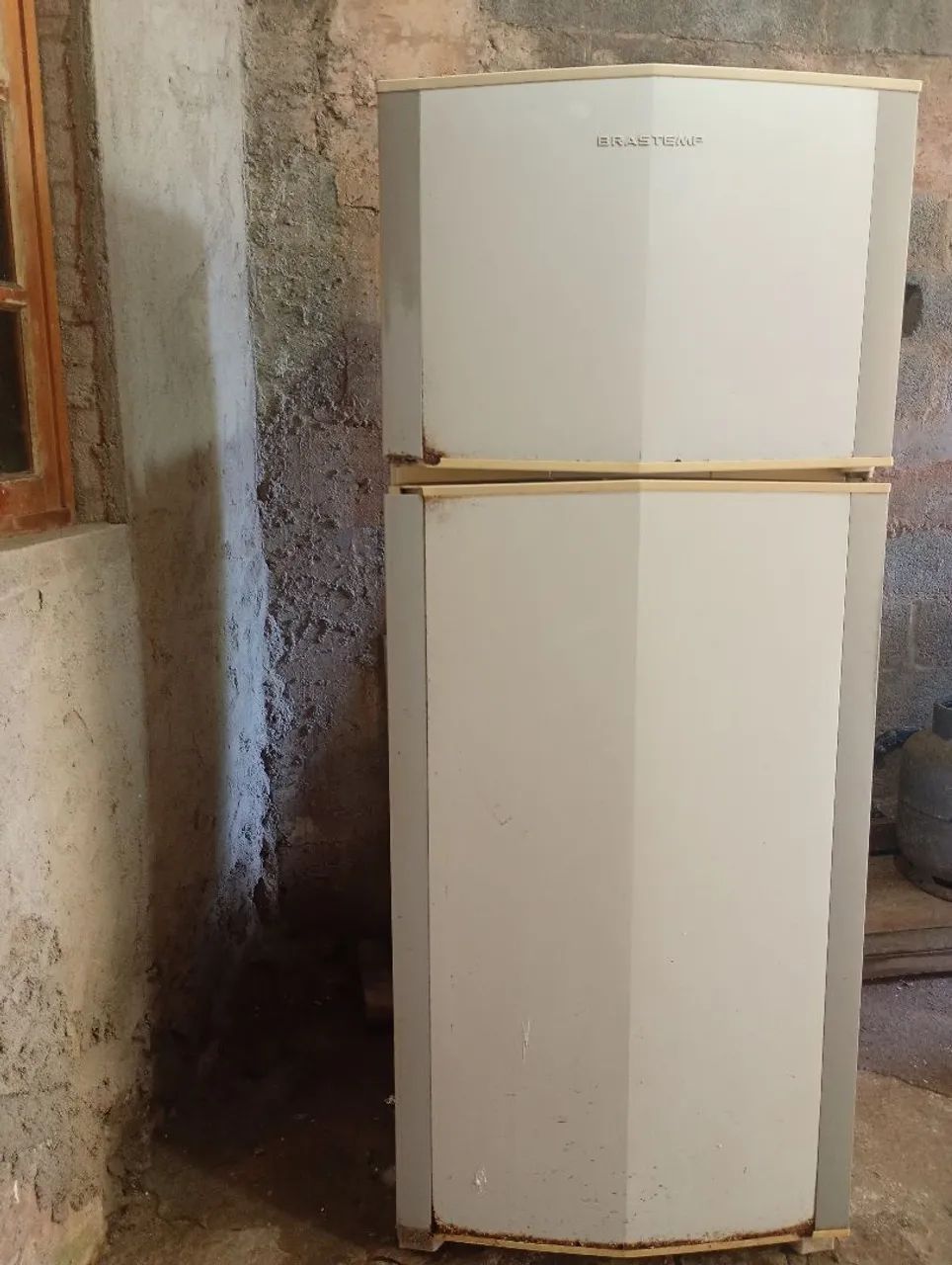 Geladeira usada Brastemp 
