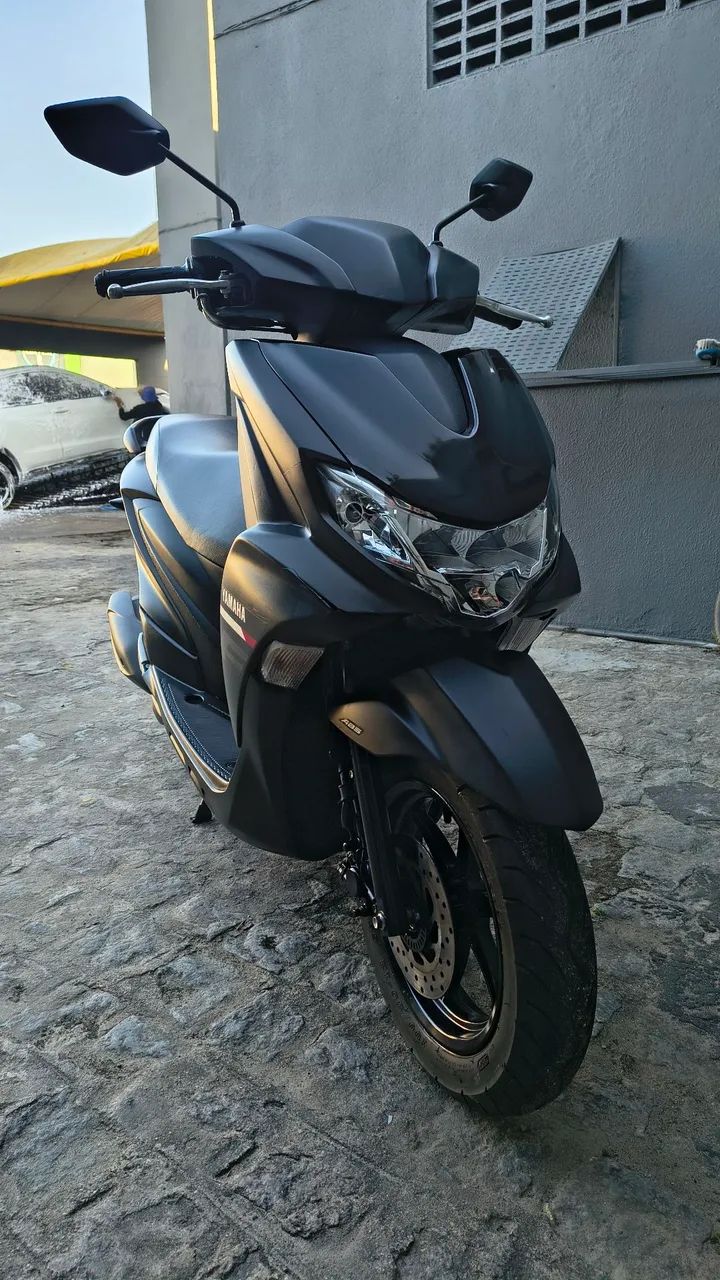 Yamaha fluo 125 com ABS 