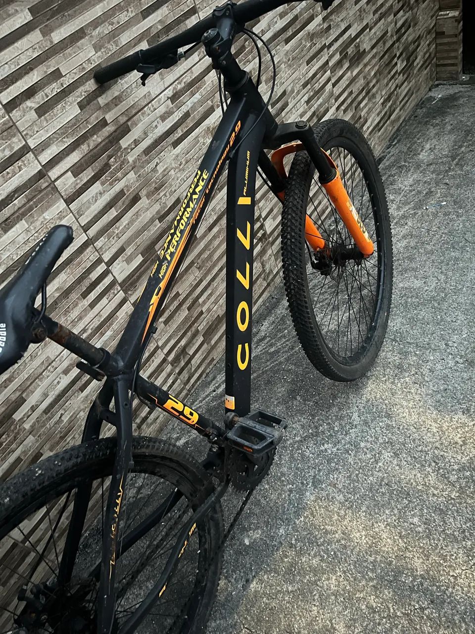 Vendo Bicicleta aro 29usada 3 meses. - Foto 3