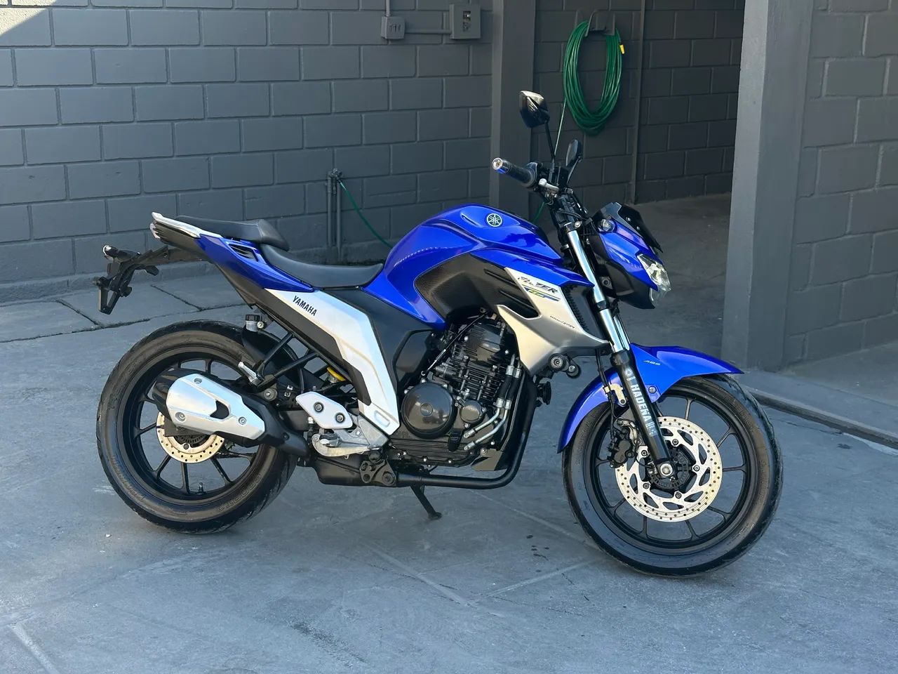 Fz25 2019 - Foto 4