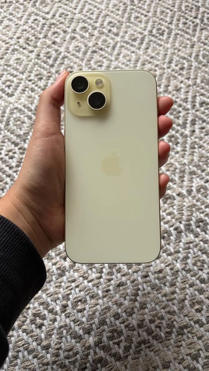 Iphone 15 amarelo 256gb usado - Foto 3