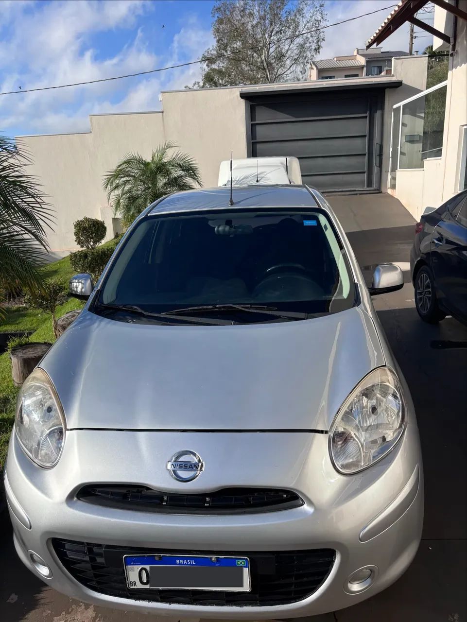 Nissan March 2014